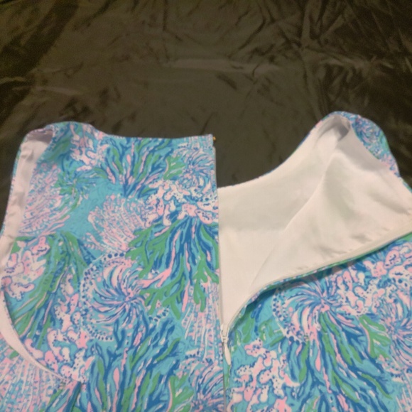 NWOT Lilly Pulitzer Vibrant Coral Reef Romper Zip Up Back Inner Lining Size 16 - Picture 10 of 13